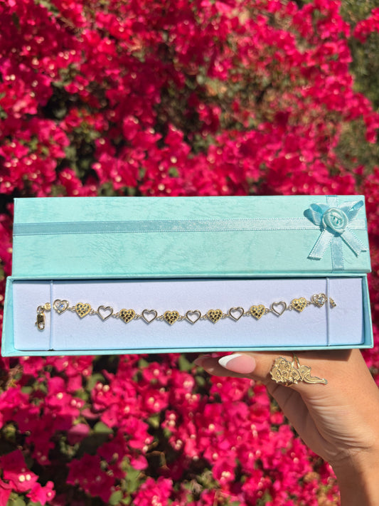 Queen of hearts bracelet